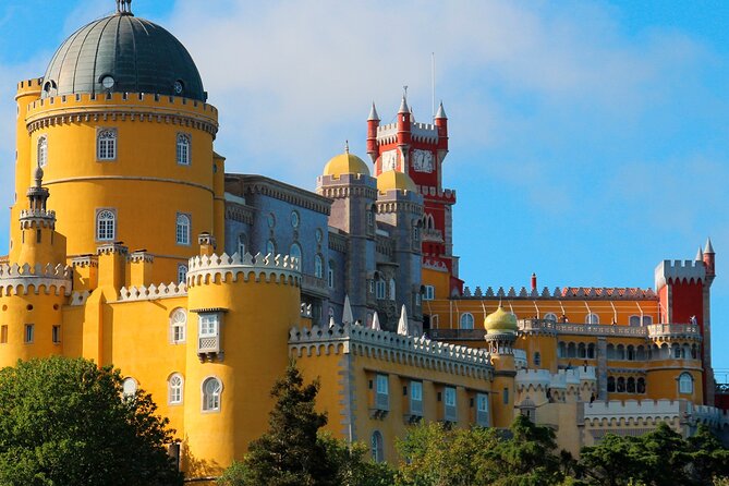 Sintra Historical Jeep Adventure - Palaces & Secret Routes - Guides are the heart of the experience