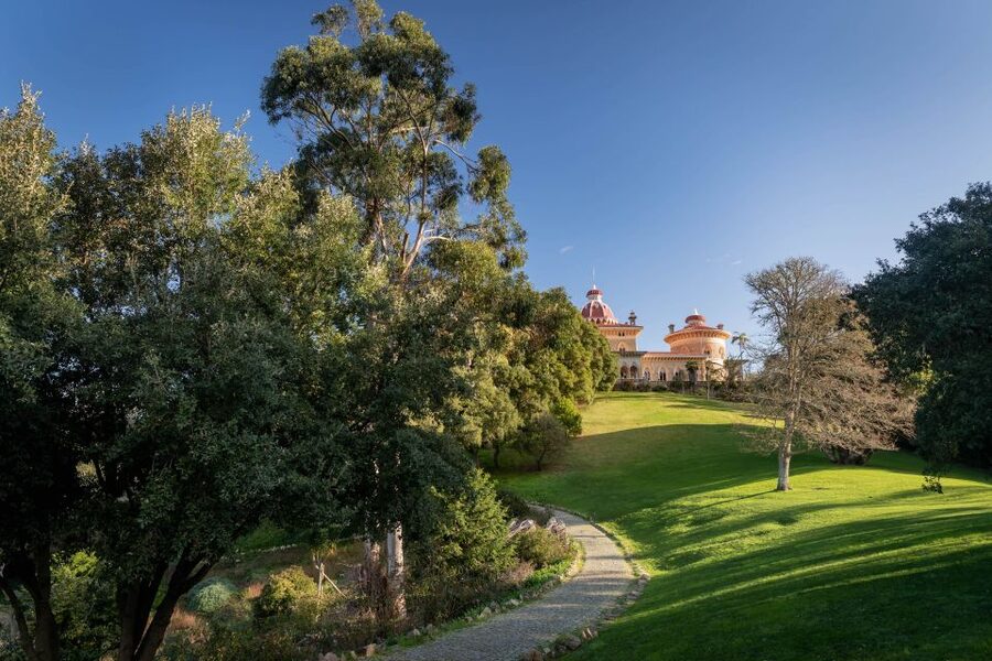 Sintra: Monserrate Palace & Park Ticket - The cafe, parking, and small practical comforts