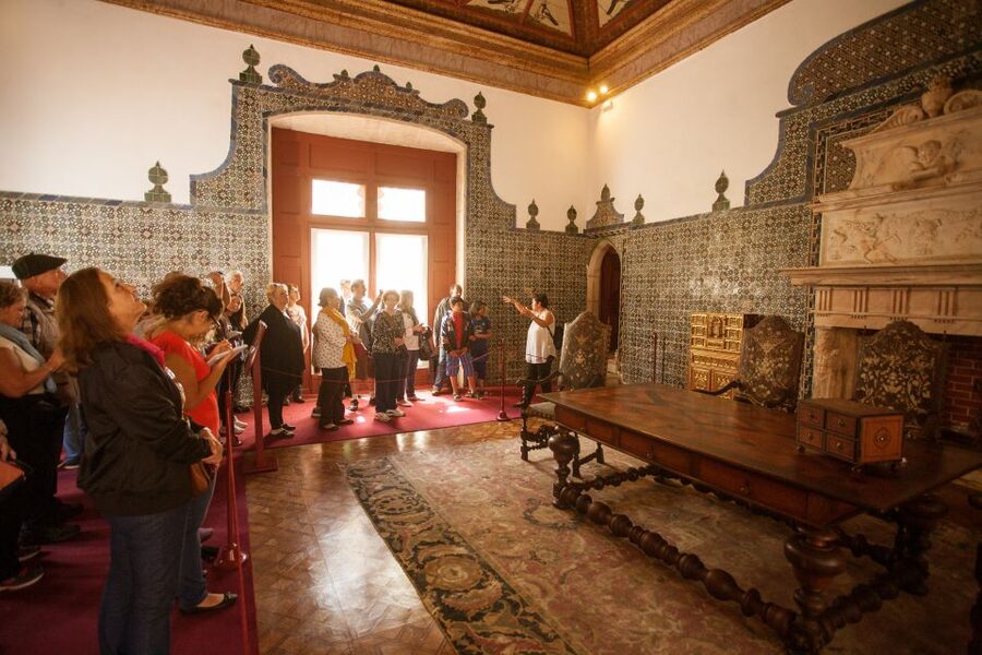 Sintra: National Palace and Gardens Skip-the-Line Ticket - The Heraldic Room and chapel