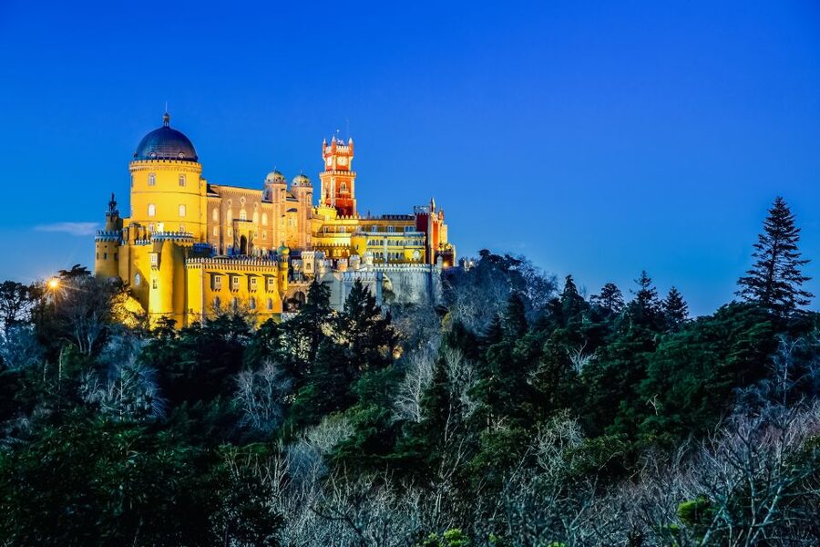 Sintra: Pena Palace and Park Entrance Ticket - Exploring the Old Palace and New Palace