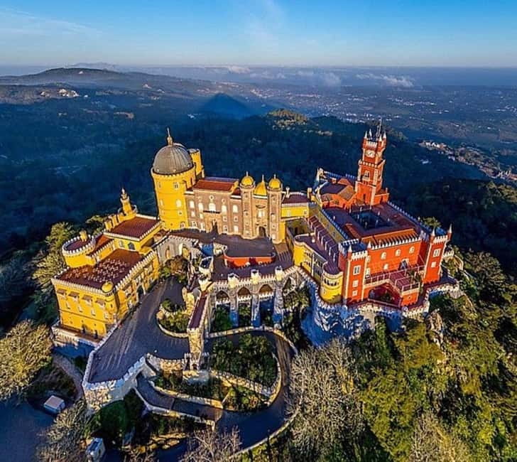 Sintra: Pena Palace and Park Entry Ticket with Tuk Tuk Ride - Getting from central Sintra to the palace hill