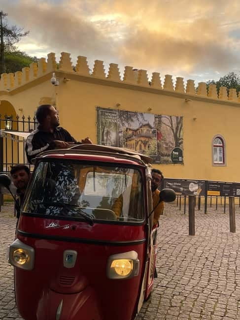 Sintra: Pena Palace and Park Entry Ticket with Tuk Tuk Ride - What the driver commentary adds