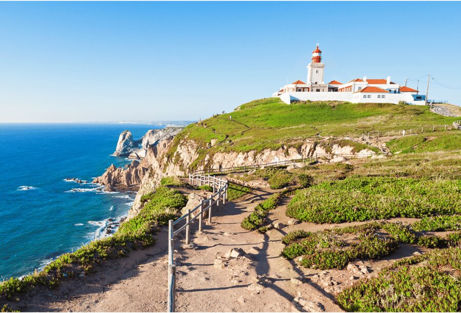 Sintra: Pena Palace, Quinta da Regaleira, Cabo da Roca and Cascais - Cascais in 35 minutes