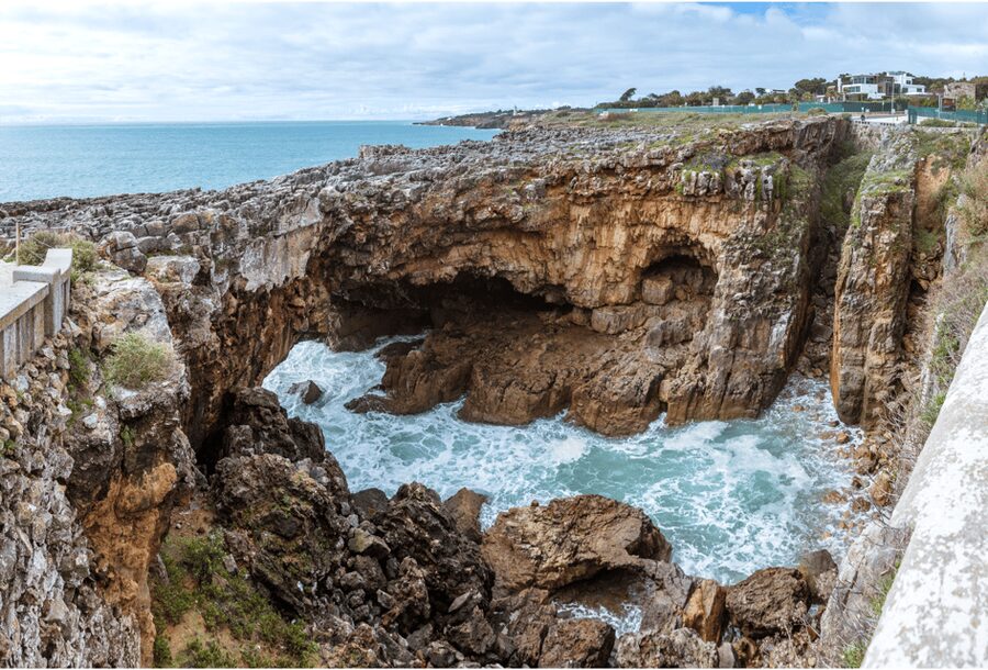 Sintra: Pena Palace, Quinta da Regaleira, Cabo da Roca and Cascais - Pena Palace, the colorful finish
