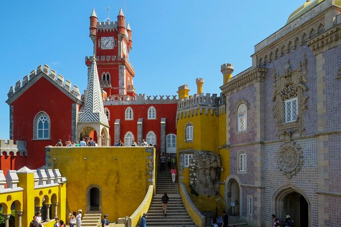 Sintra, Pena Palace, Quinta da Regaleira & Cascais Group Tour - Sintra village and the first taste of the hills