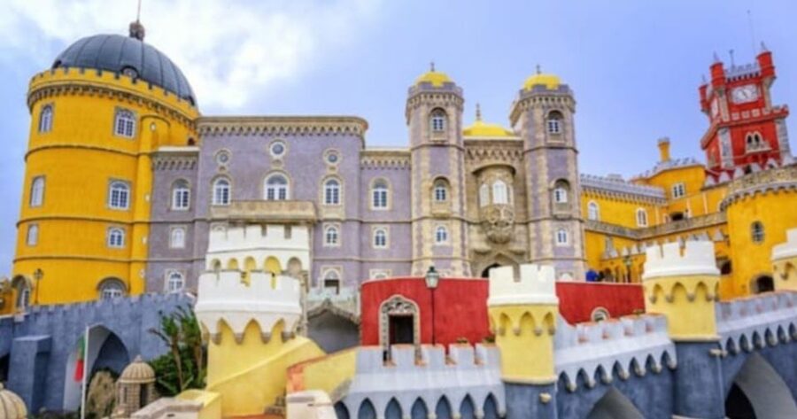 Sintra: Private and Customizable Tour - Quinta da Regaleira and Sintra’s theatrical side