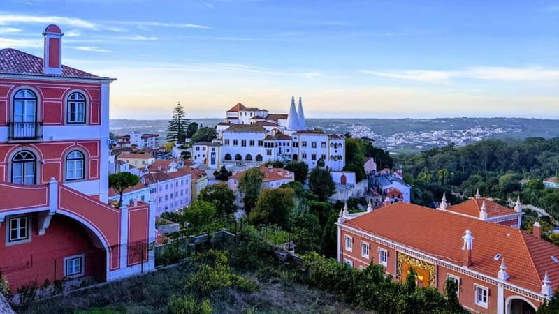 Sintra: Private Half-Day Classic Car or Electric Jeep Tour - Cabo da Roca and the wild western coast