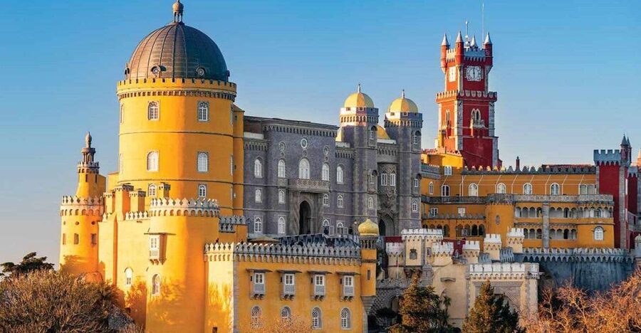 Sintra: Private Tour with Guided Pena Palace Experience - Guides who shape the experience