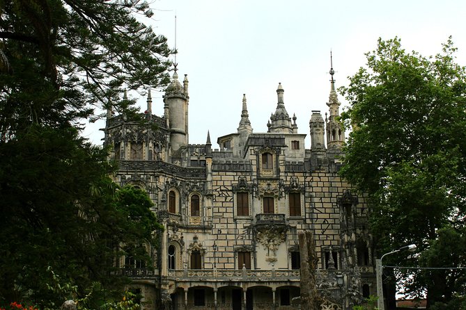 Sintra Small-Group Tour: Let the Fairy Tale Begin with Pick Up - Pena Palace: the colorful centerpiece