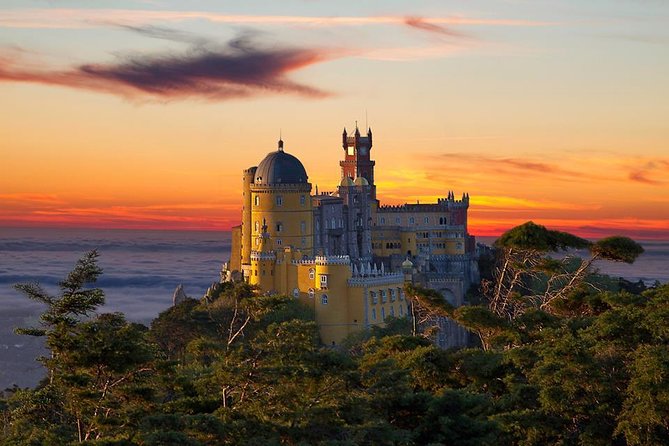 Sintra Small-Group Tour: Let the Fairy Tale Begin with Pick Up - The Lisbon pickup sets the tone