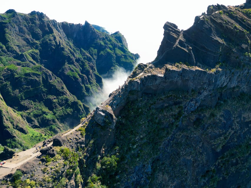 Stairway to Heaven: Pico do Areeiro in Madeira Island - Poço da Neve and the view toward Funchal