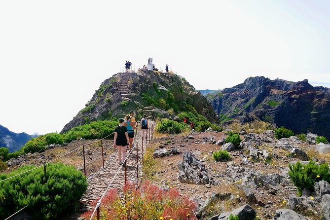 Sunrise Guided Hike PR1 Pico do Areeiro Pico Ruivo small group - Reaching Madeira’s highest peak
