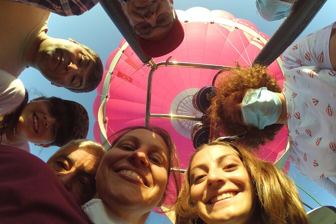 Sunrise Hot Air Balloon Flight in Algarve - Landing, drinks, and the return to Lagos