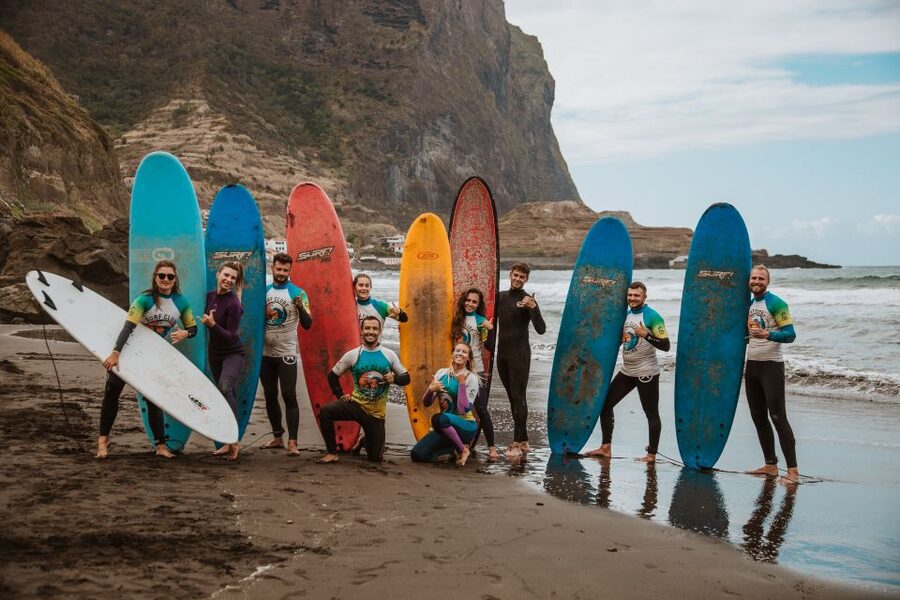 Surf lesson in Madeira - Getting ready before the first wave