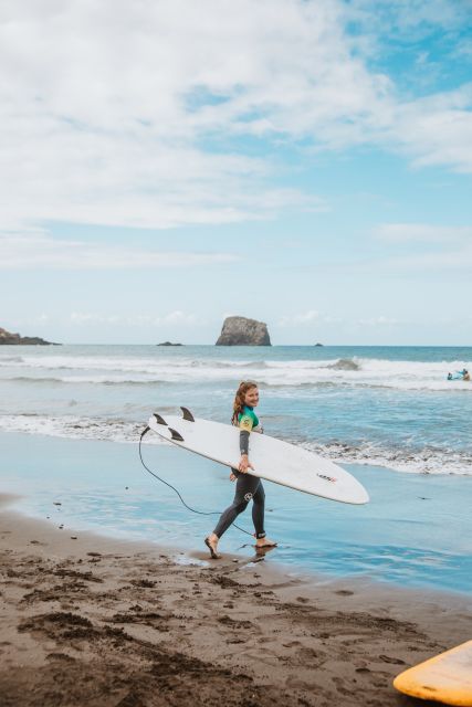 Surf lesson in Madeira - The 45-minute ride from Funchal to Porto da Cruz