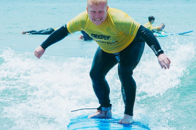 Surf Lesson on Praia de Carcavelos - The value of a small group