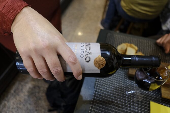 Taste of Porto: The Ultimate Full Meal Portuguese Food Tour - Why this Porto food tour works well for first-time visitors