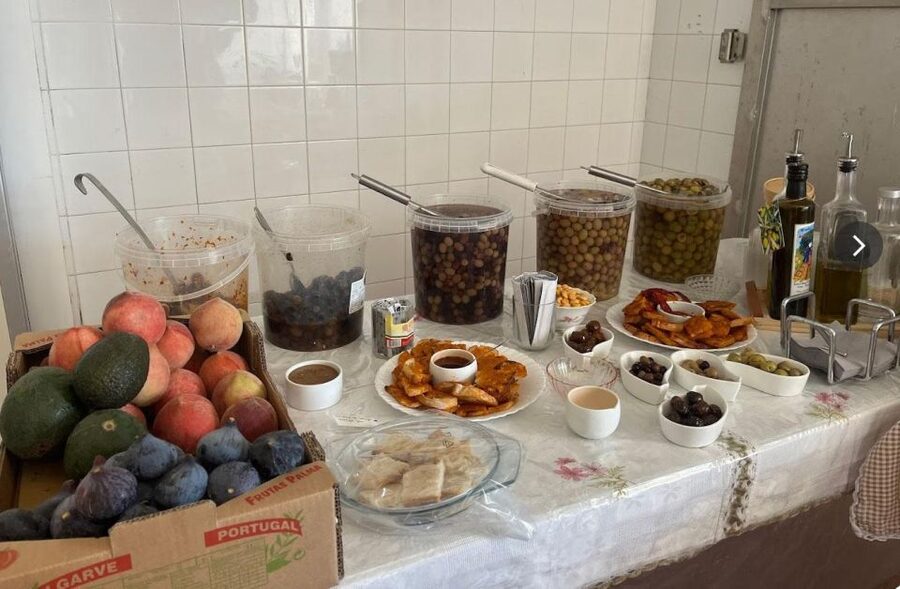 Tavira: Olive Factory Tour and Tasting - What kind of olive factory is this?
