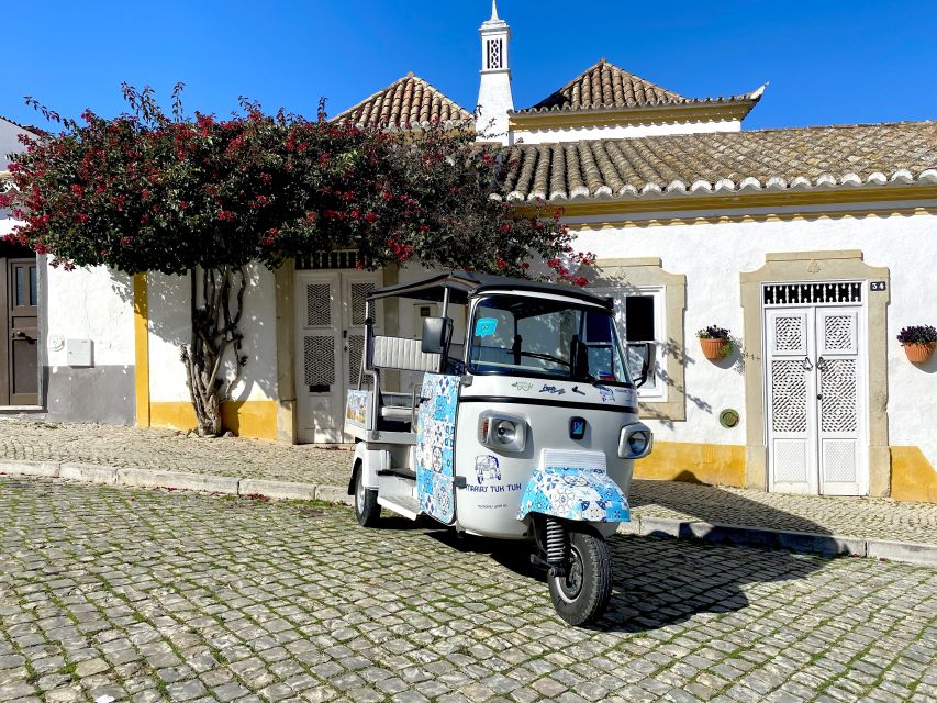 Tavira: Tuk-Tuk City Tour - Key details at a glance