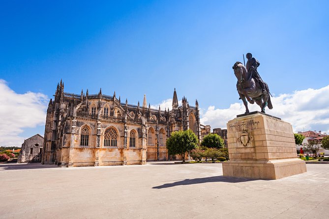The Best of the West - Fátima, Nazaré, Óbidos & Batalha - Fátima: a major pilgrimage center with a different rhythm