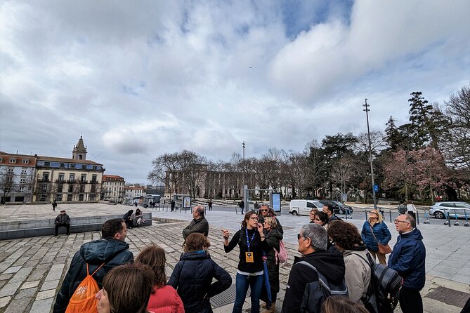 The Unvanquished Tour in Porto City Center - The old prison and Torre dos Clérigos