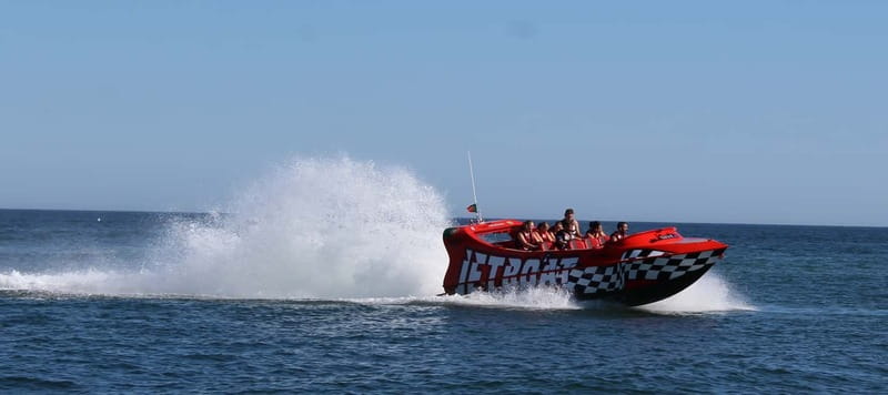 Thrilling 30-Minute Jet Boat Ride in the Algarve - How the guides shape the 30 minutes