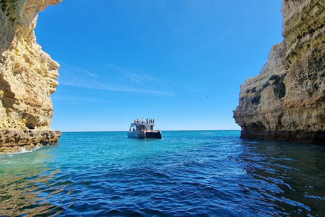 Tour to Benagil Caves and Coastline in Albufeira - Reaching Benagil Cave, the Cathedral Cave