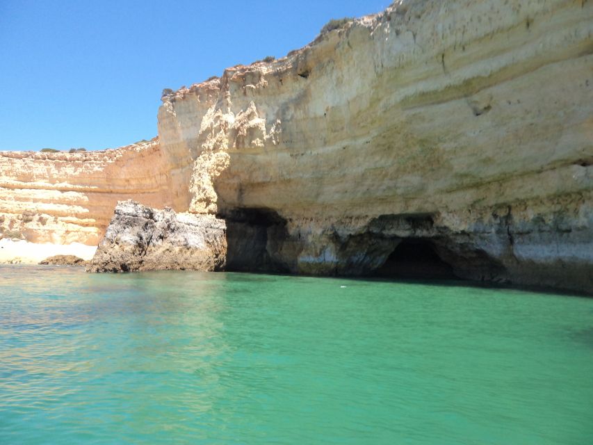 Vilamoura: Algarve Coast 3-Hour Sailing Cruise With Open Bar - São Rafael, Galé, and the red cliffs