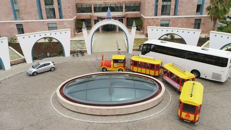 Vilamoura: Tourist Train City Tour - The audio guide is useful, with one clear weakness
