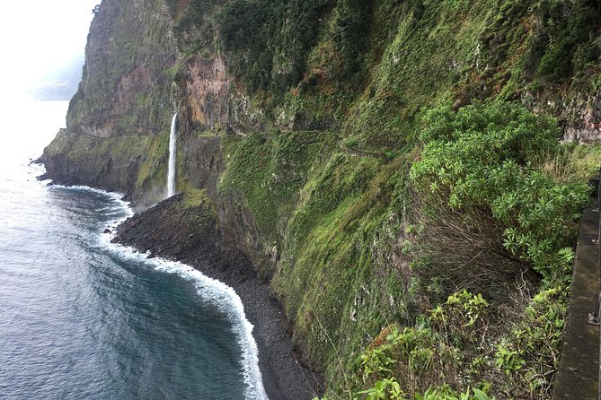 West Madeira 4x4 Tour with Local Guide - Porto Moniz gives you two hours for lunch and a swim