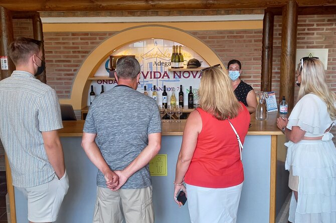 Wine Tasting, Chicken Piri Piri & Sights (Albufeira/Vilamoura) - Guia and the piri-piri chicken lunch