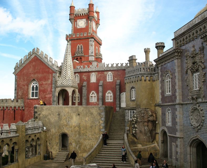 Wonders of Sintra & Cascais Private Tour - The final stop: Cascais by the coast